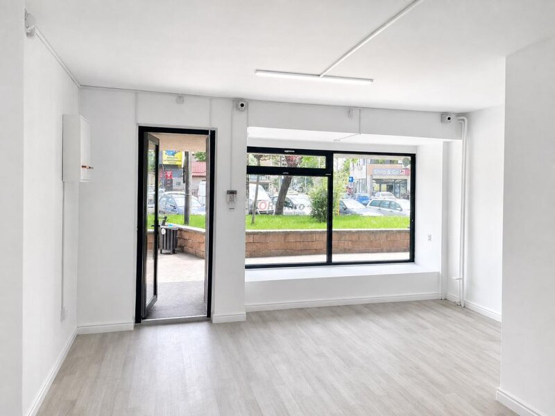 Calea Ferentari, spatiu comercial stradal, 62 mp, chirias activ, venit garantat contractual